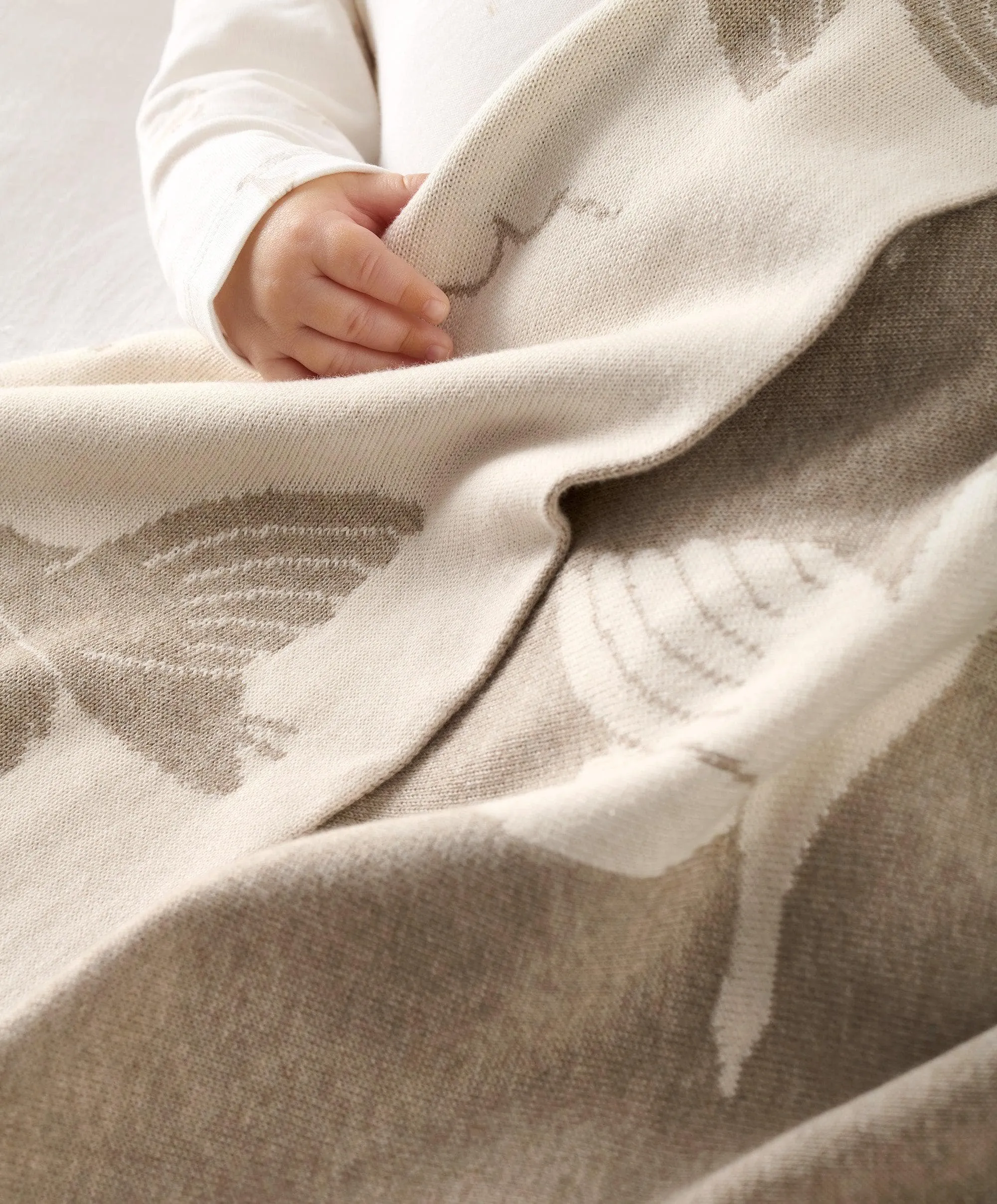 Knitted Blanket - Welcome to the World Duckling - Mocha