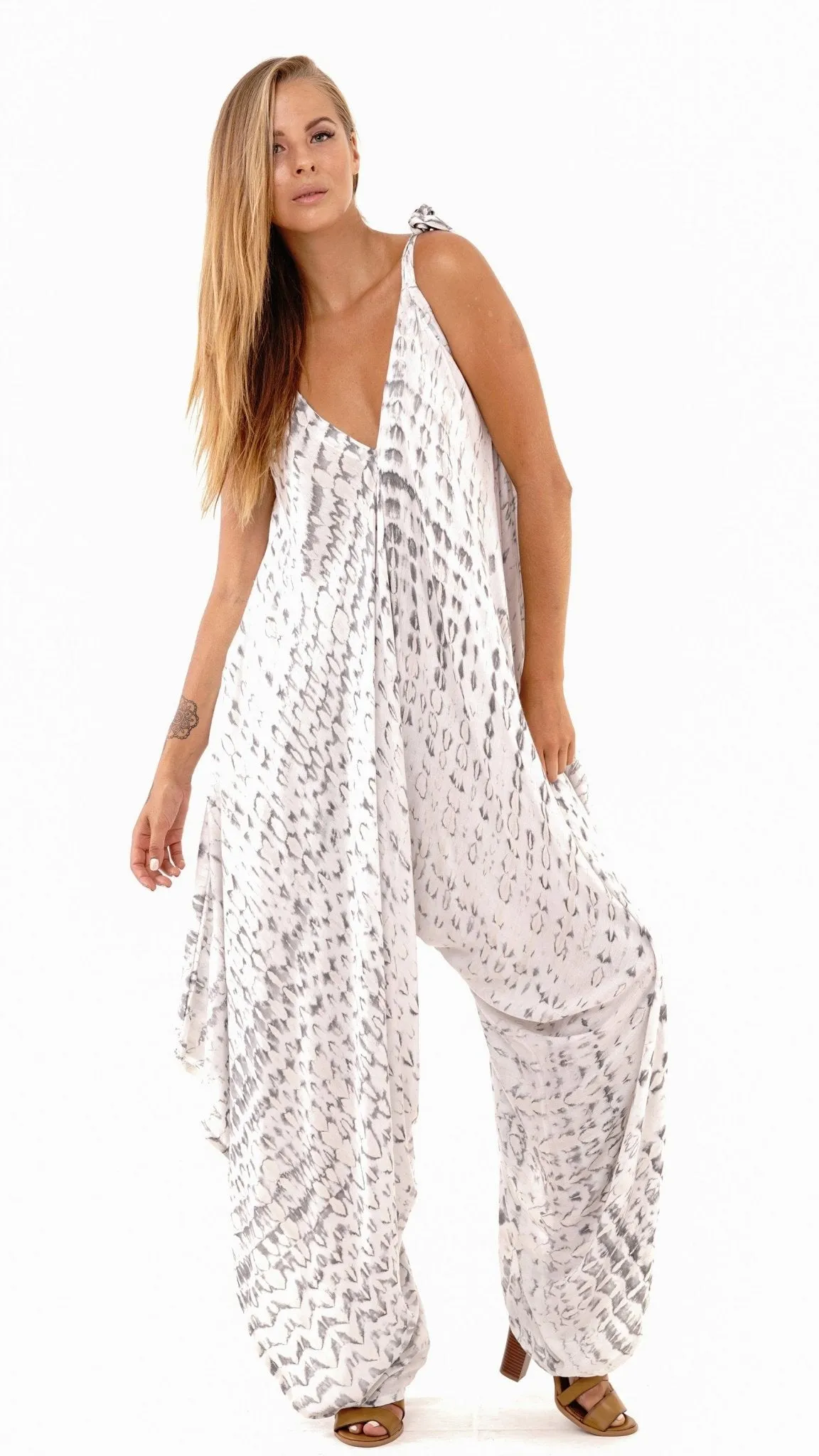 SHU-SHI Women's Boho Harem Jumpsuit Casual Sleeveless One Piece Romper Wide Leg Loose Fit Tie Dye