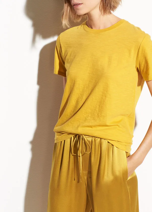 VINCE - Short Sleeve Swing Tee in Limonata